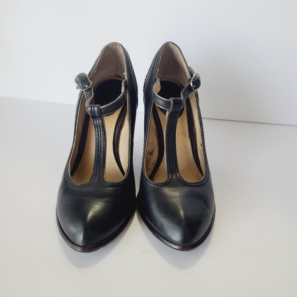 Frye Black Betty T-Strap Heels Size 7 - Picture 2 of 6